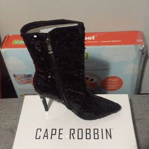 Womens Boots never worn